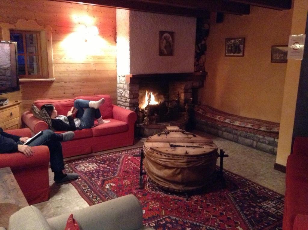 Hotel Les Crêtes Blanches Val-dʼIsère